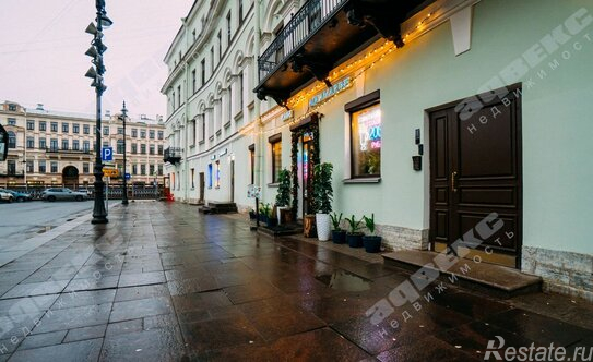 Продажа 3-комн квартиры на вторичном рынке переулок Сергея Тюленина,  д. 4