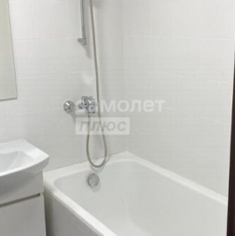 Продажа 1-комн квартиры на вторичном рынке улица Исаковского,  д. 20 к2