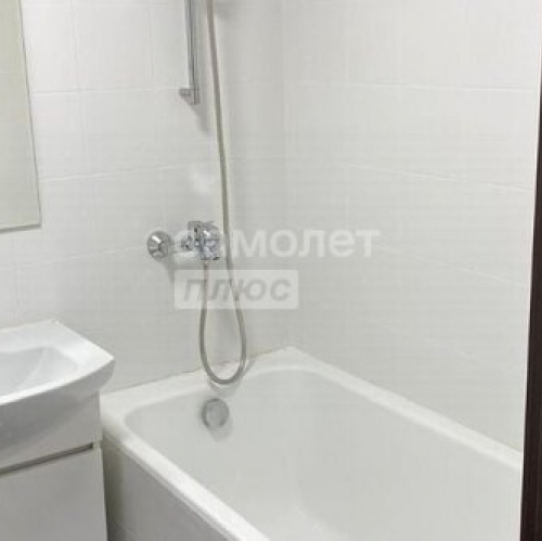 1-комн квартира улица Исаковского,  д. 20 к2