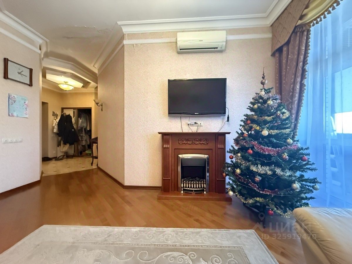 Продажа 2-комн квартиры на вторичном рынке Звенигород г, Комарова ул,  д. 17