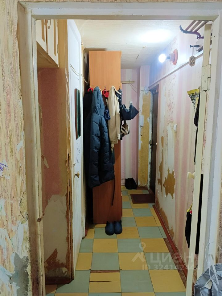 Продажа 2-комн квартиры на вторичном рынке Коломна, улица Шилова,  д. 3А