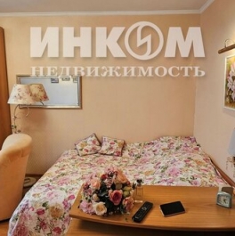 Продажа 2-комн квартиры на вторичном рынке Хабаровская улица,  д. 4