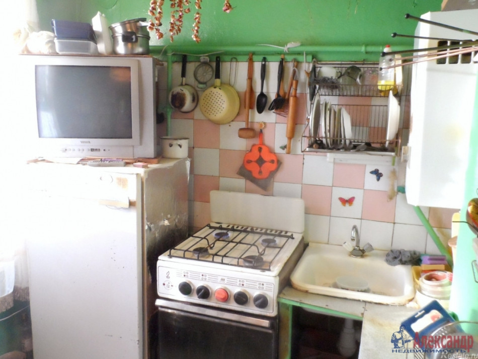 Продажа комнаты Пушкин г., Оранжерейная ул. ,  д. 69