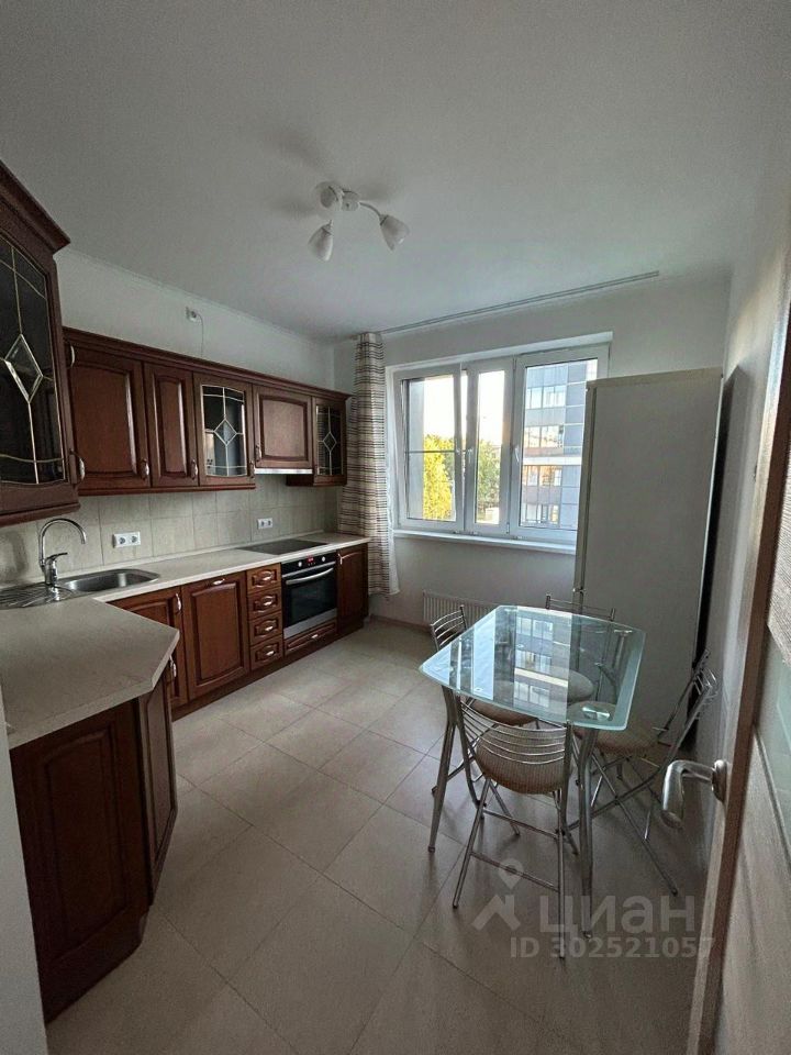 Аренда 2-комн квартиры на вторичном рынке Новочеремушкинская улица, 35к3