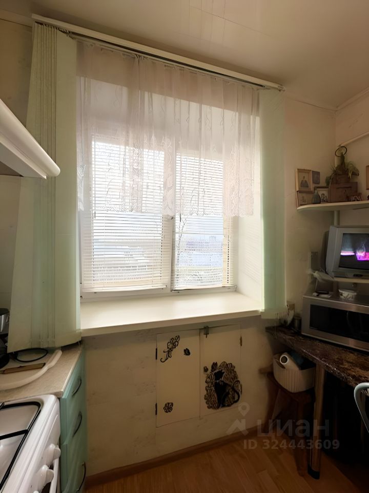 Продажа 4-комн квартиры на вторичном рынке Жуковский, улица Луч, 25