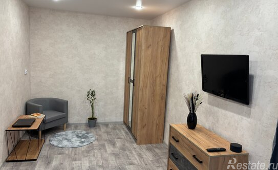 Продажа 1-комн квартиры на вторичном рынке Колпино г, Веры Слуцкой ул,  д. 38