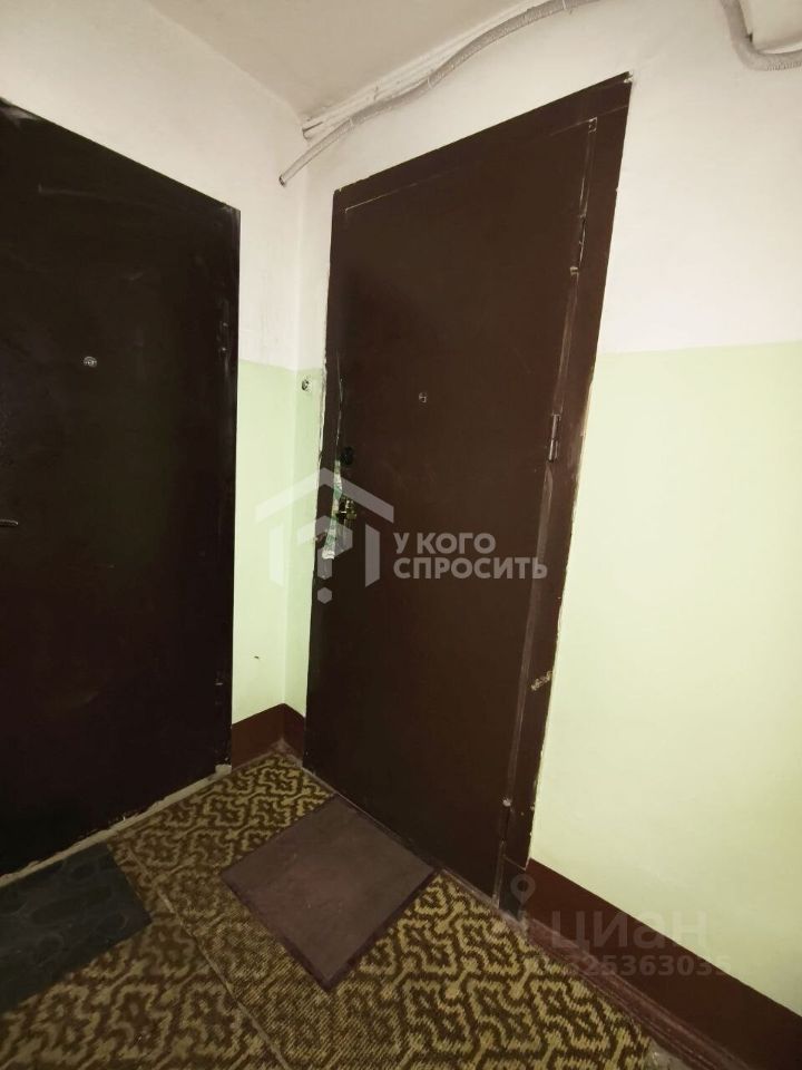 Продажа 3-комн квартиры на вторичном рынке Петергоф, Константиновская улица, 23/13