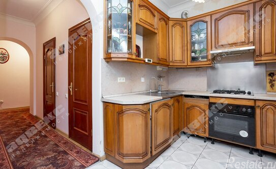 Продажа 4-комн квартиры на вторичном рынке Благодатная улица