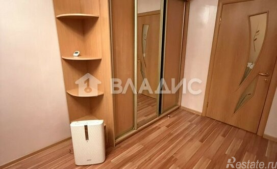 Продажа 3-комн квартиры на вторичном рынке Лобня г, Ленина ул,  д. 27