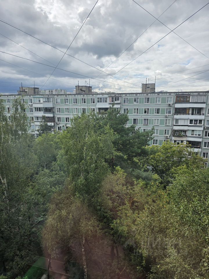 Продажа 3-комн квартиры на вторичном рынке Стартовая улица, 17