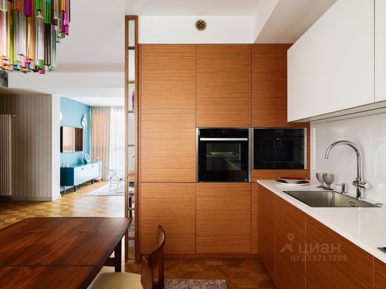 Продажа 3-комн квартиры на вторичном рынке Аптекарский проспект, 18