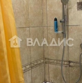 Продажа 3-комн квартиры на вторичном рынке Керамик, улица Свободы,  д. 9А