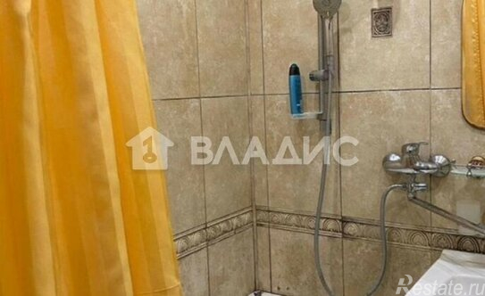 Продажа 3-комн квартиры на вторичном рынке Керамик, улица Свободы,  д. 9А