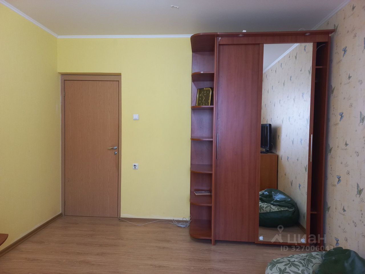 Продажа комнаты Богатырский проспект, 48к1