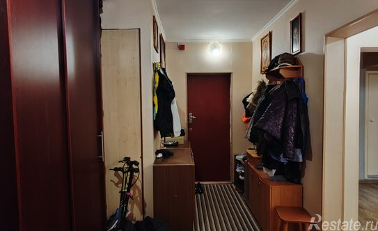 Продажа 4-комн квартиры на вторичном рынке улица Мусы Джалиля,  д. 9 к6