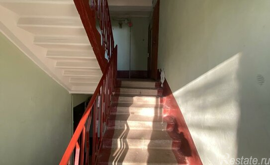 Продажа 2-комн квартиры на вторичном рынке Колпино г, Ленина пр-кт,  д. 13,  к. 1