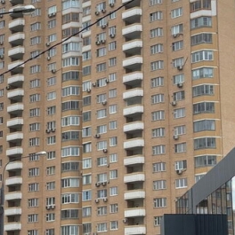 Продажа 3-комн квартиры на вторичном рынке Красногорск г, Красногорский б-р,  д. 5