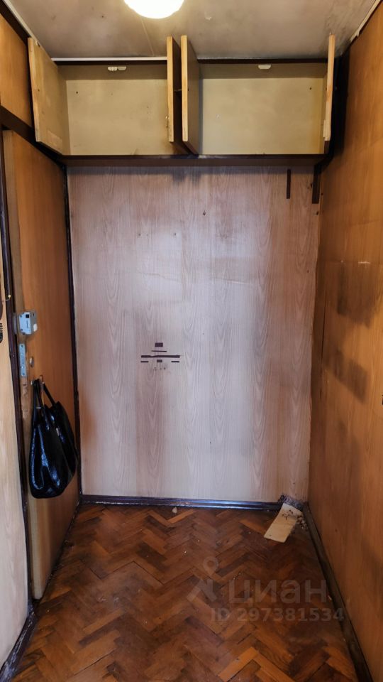 Продажа 2-комн квартиры на вторичном рынке Авангардная улица, 18