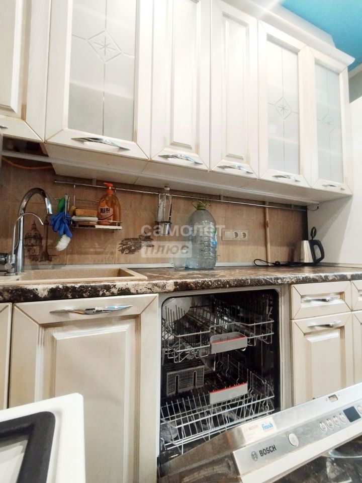Продажа квартиры на вторичном рынке Королев, Садовая улица, 3