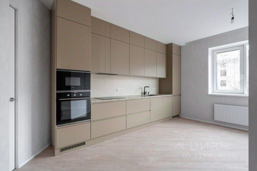 Продажа 3-комн квартиры на вторичном рынке улица Космонавта Волкова, 5Б