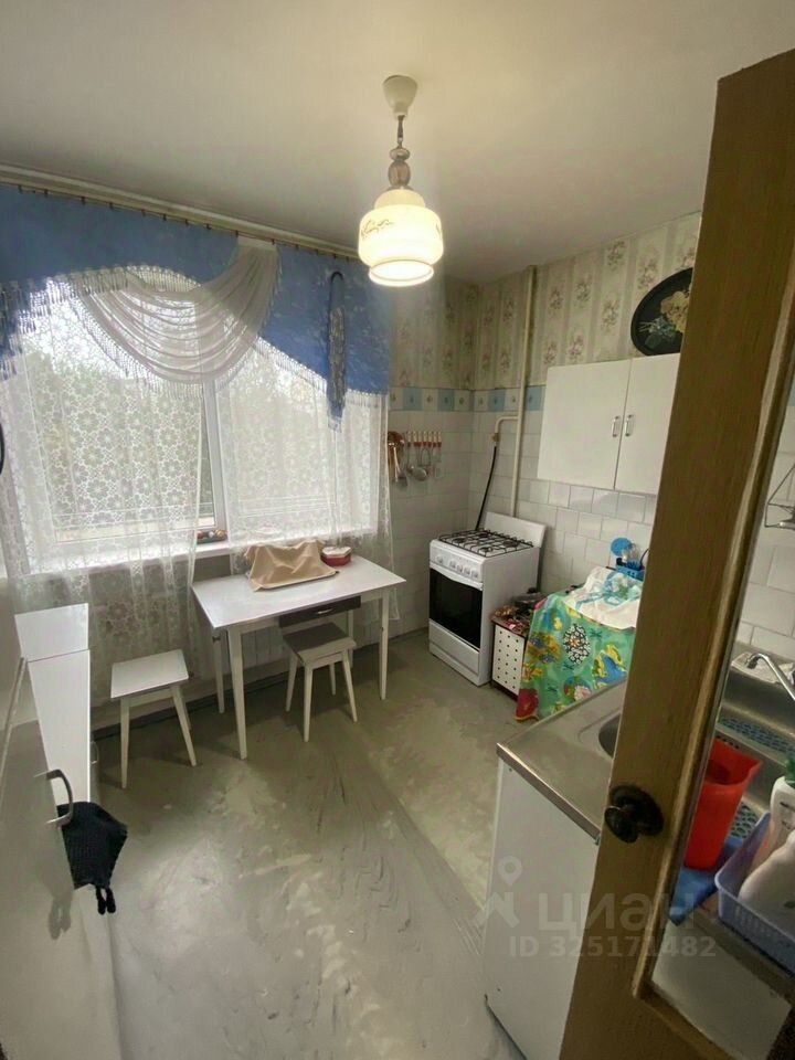 Продажа 3-комн квартиры на вторичном рынке улица Ушинского, 31