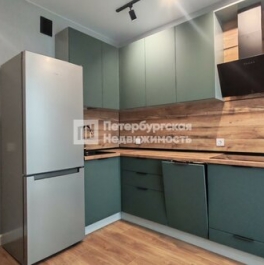 Продажа 1-комн квартиры на вторичном рынке площадь Европы