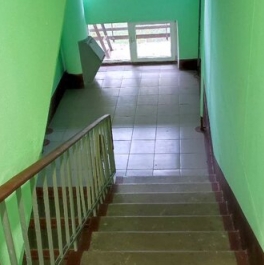 Продажа 1-комн квартиры на вторичном рынке Нежинская улица,  д. 25