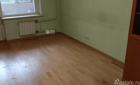 Продажа 1-комн квартиры на вторичном рынке б-р Матроса Железняка,  д. 3