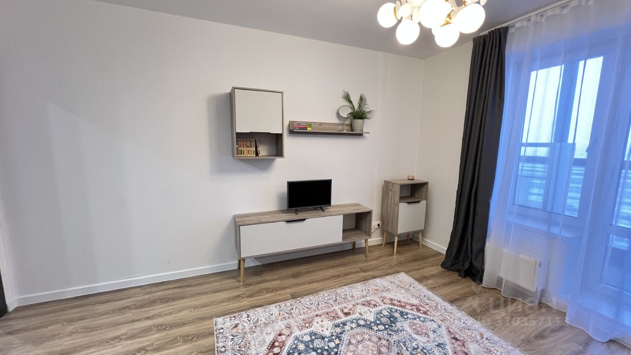 Аренда 2-комн квартиры на вторичном рынке Одинцово, улица Маковского, 28