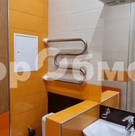 Продажа 2-комн квартиры на вторичном рынке улица Александры Монаховой,  д. 98 к1