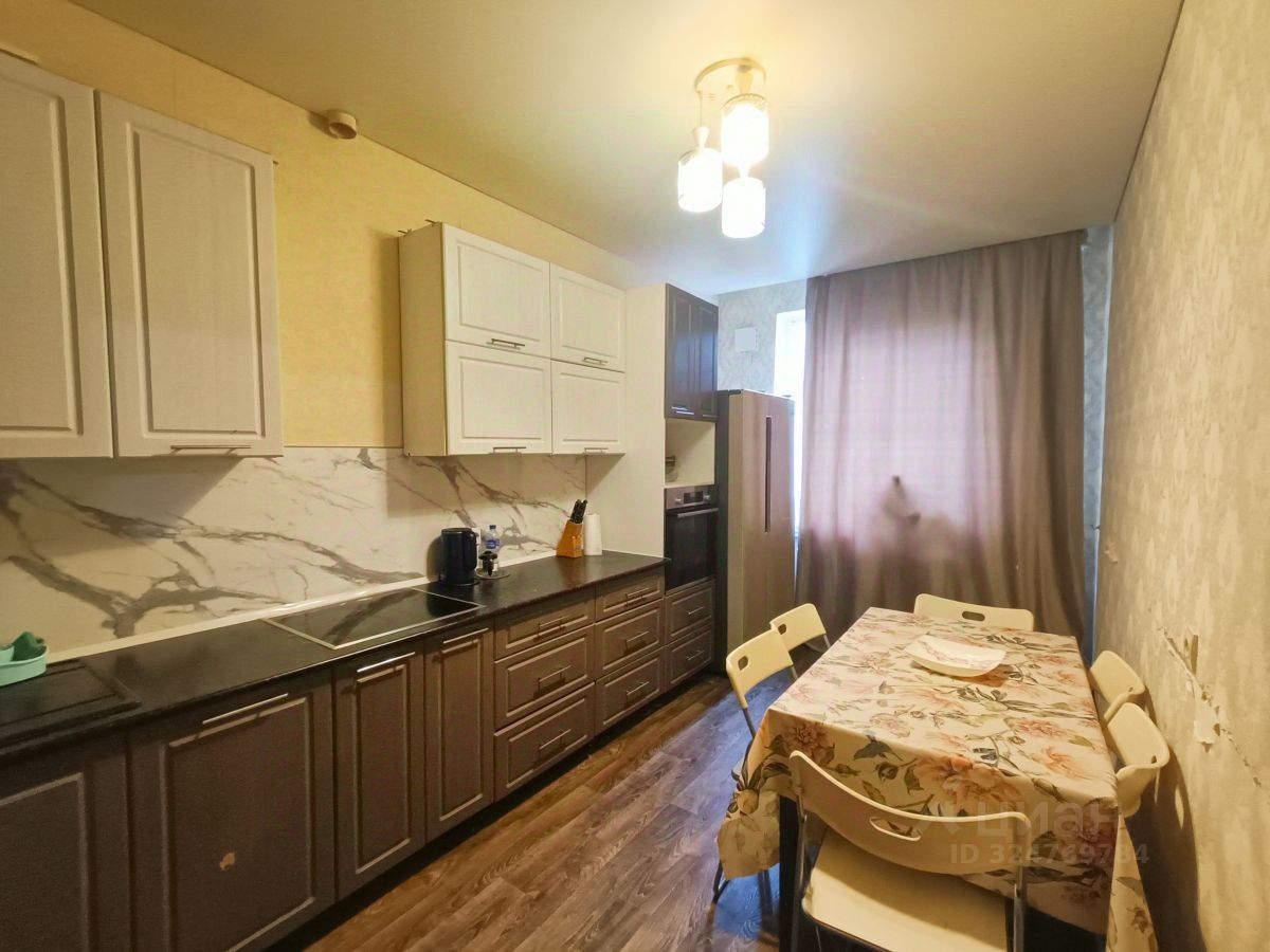 Продажа комнаты Туристская улица, 15к2