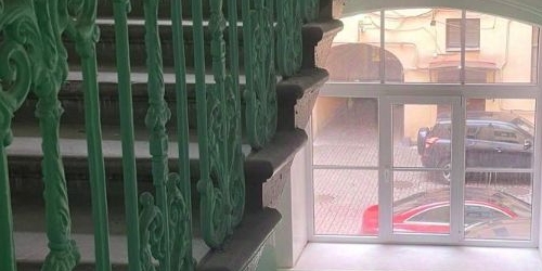 4-комн квартира улица Чехова, 11-13