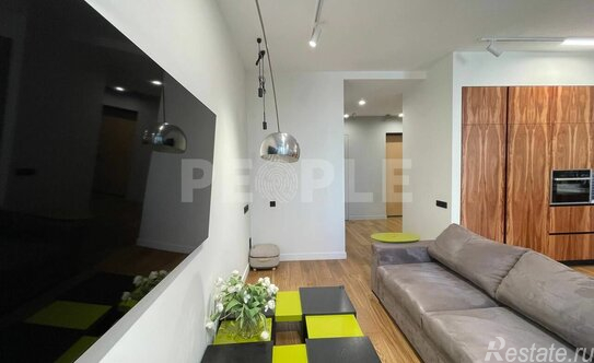 Продажа 3-комн квартиры на вторичном рынке Ленинский пр-кт,  д. 105 к2