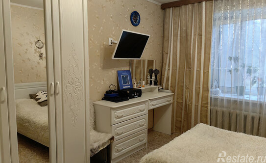 Продажа 3-комн квартиры на вторичном рынке улица Володарского,  д. 58А