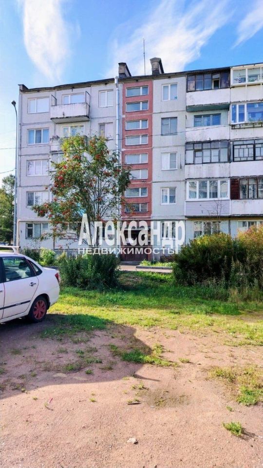 Продажа 3-комн квартиры на вторичном рынке Советский пгт, улица Садовая