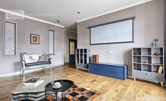 Продажа 2-комн квартиры на вторичном рынке Петровский пр-кт,  д. 24,  к. 1