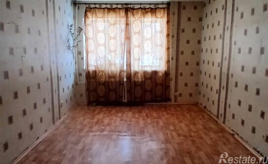 Продажа 2-комн квартиры на вторичном рынке Ивангород г, Гагарина ул,  д. 16