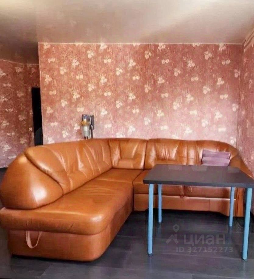 Продажа 1-комн квартиры на вторичном рынке Главная улица, 35