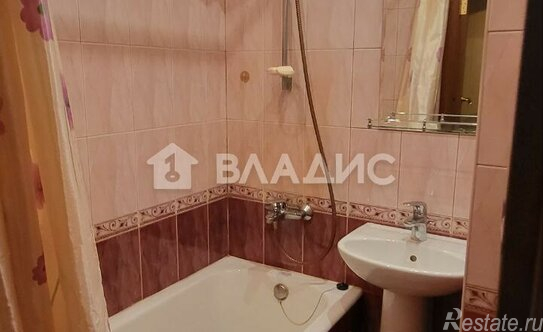 Продажа 2-комн квартиры на вторичном рынке Светлановский пр-кт,  д. 72 к1