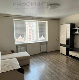 Продажа 3-комн квартиры на вторичном рынке Кучино, улица Соловьёва,  д. 4