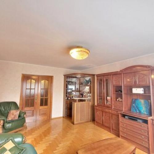 4-комн квартира ул Привольная,  д. 65/32
