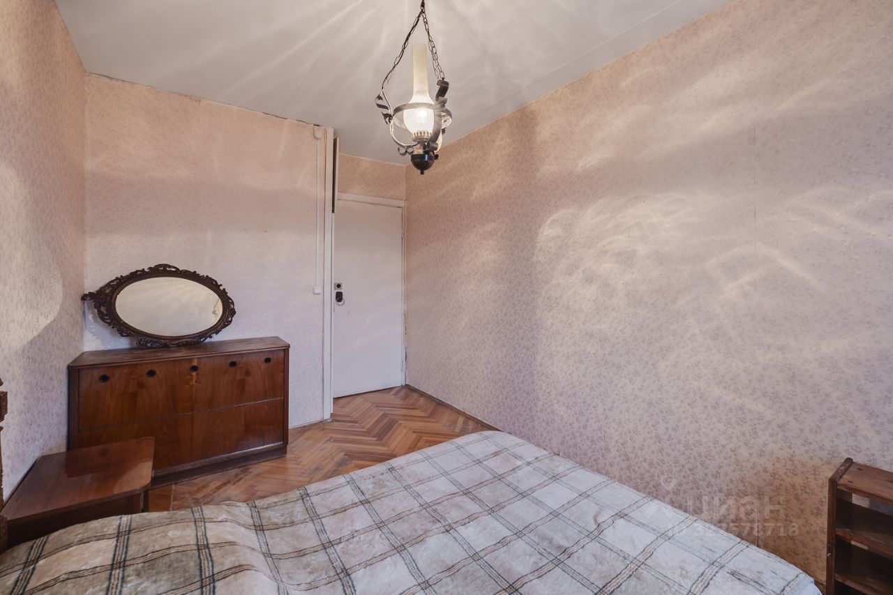 Продажа 3-комн квартиры на вторичном рынке улица Юных Ленинцев, 35К1