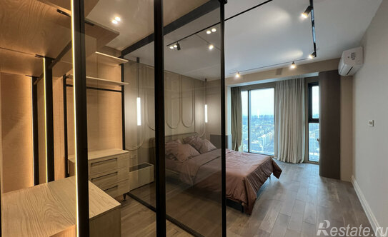 Продажа 2-комн квартиры на вторичном рынке Братиславская улица