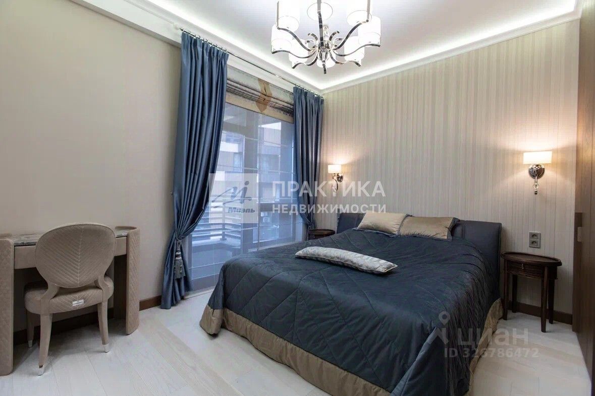 Продажа 3-комн квартиры на вторичном рынке Новогорск мкр, улица Ивановская, 53к2