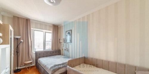 3-комн квартира ул Гурьянова,  д. 17,  к. 1