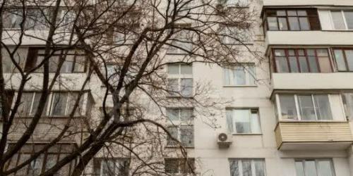 2-комн квартира ул Плющева,  д. 18,  к. 2
