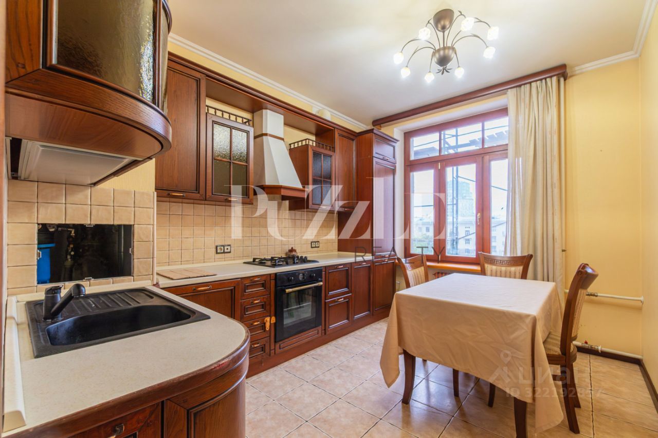 Продажа 2-комн квартиры на вторичном рынке Кузнецовская улица, 44