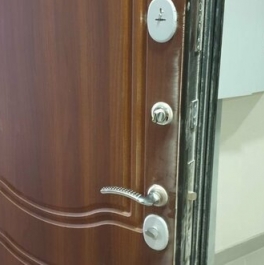 Продажа 2-комн квартиры на вторичном рынке ул Кустодиева,  д. 7,  к. 1