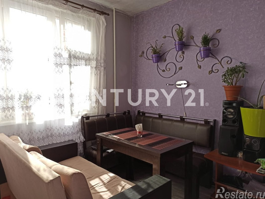 Продажа 3-комн квартиры на вторичном рынке Лобня, Физкультурная ул,  д. 4