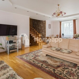 Продажа 5-комн квартиры на вторичном рынке Баковка, улица Говорова,  д. 13